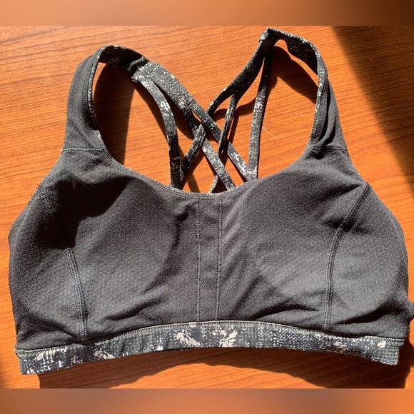 Free to Be Serene Lululemon Bra - Picture 5 of 6